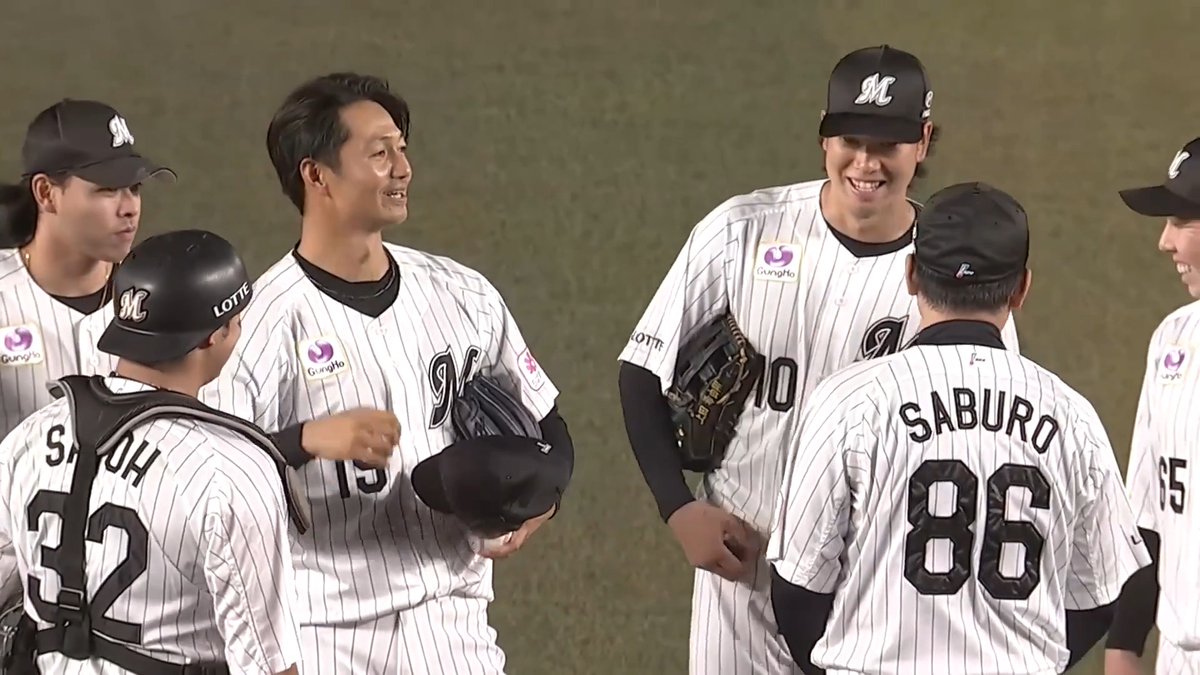 千葉で生まれ育ち、地元の球団へ入団。 マリーンズ一筋で歩み続けた19年のプロ野球人生!🥹 プロ初登板で「平成生まれ初の勝利投手」となった相手もホークスでした。 奇しくも始まりと同じ相手への先発登板となった、千葉ロッテ 唐川侑己投手の最後の勇姿をノーカットでご覧ください✨😭