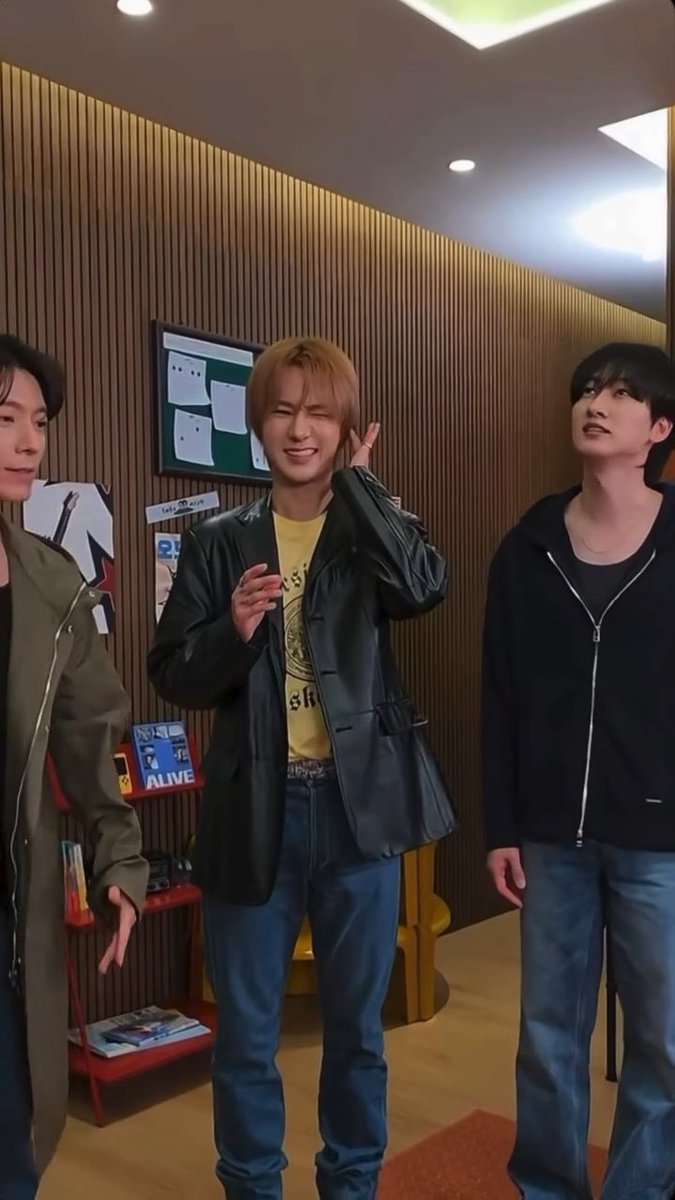 We’ll see each other soon I poured my heart and soul into this Now please bring my soul back to life Let’s share this moment together Love you all YESUNG official