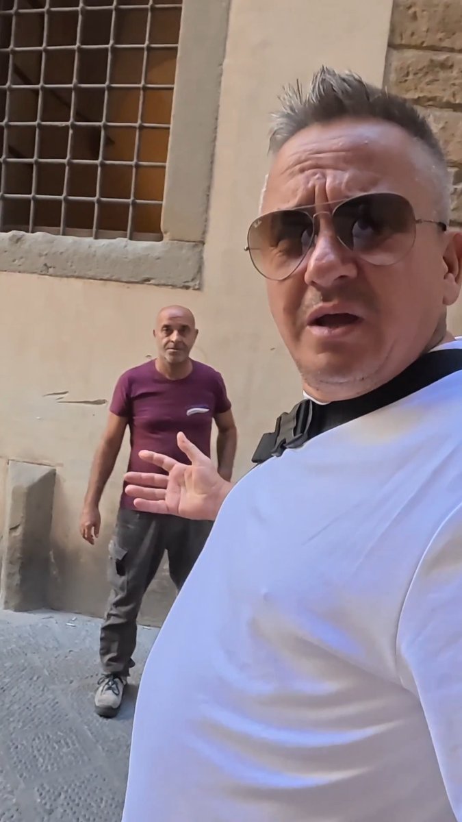 Pick Pocket CAUGHT in Florence 🇮🇹 #italy #scammer #pickpocket