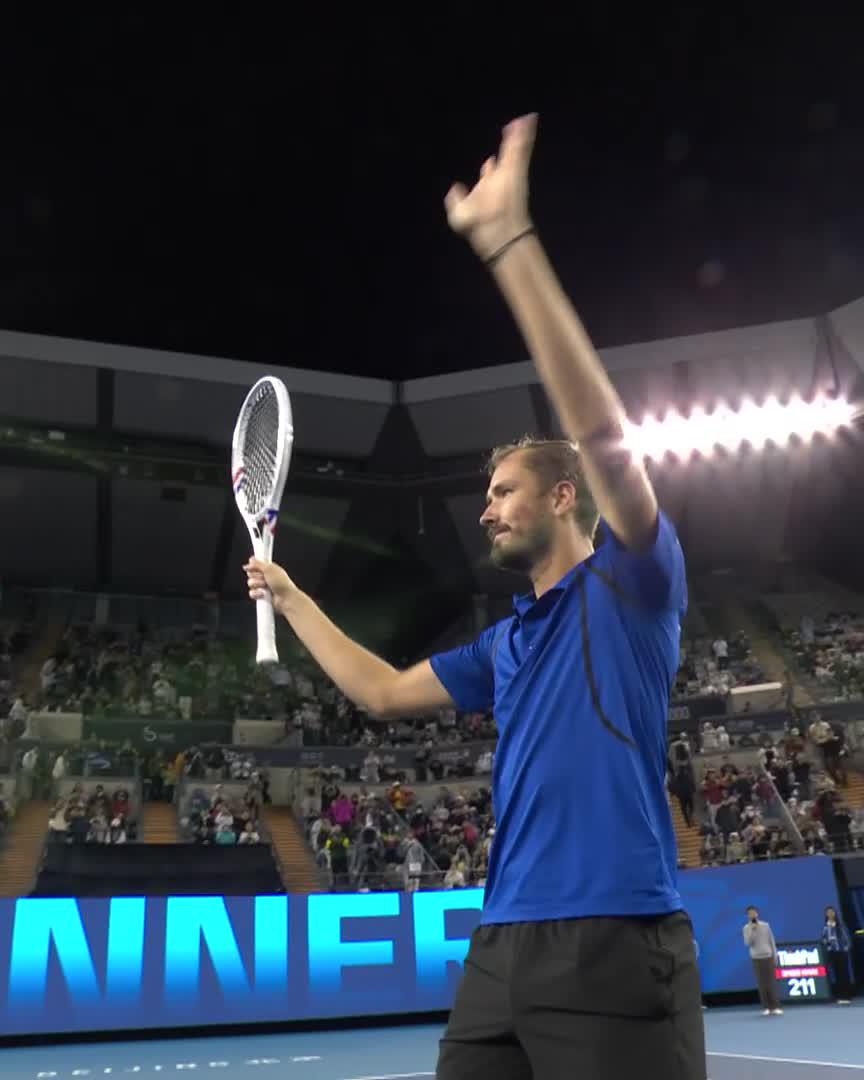 Can’t stop, won’t stop 😤 Daniil Medvedev wins his 6th consecutive match by defeating Struff 6-4 6-3 to reach the last 8! #ChinaOpen