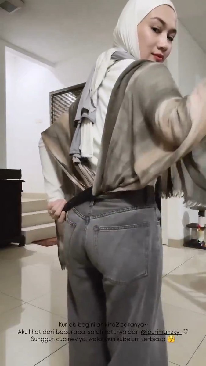 Si melody ini sengaja bgt anjjj ngasih liat pantatnya kan jadi mau nyodok🍑🍑🍑🍆🍆🍆🥵💦💦