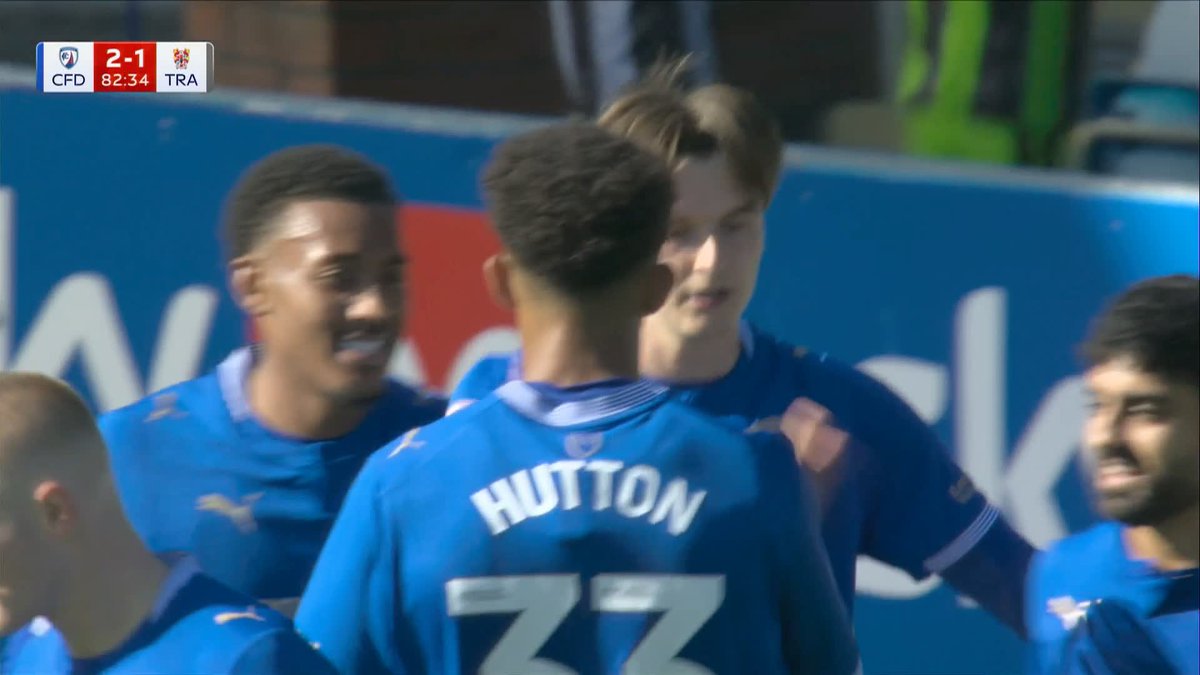 Louie Marsh finds space in the box and his deflected strike gives Chesterfield the lead again! 💥