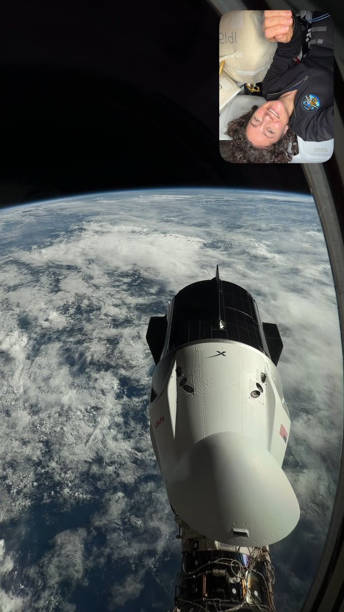 Room with a view. Check out my new digs as I camp out in Dragon until our departure. With Crew-13’s arrival we have a very full house on the International Space Station. Luke is living in my previous crew quarters, and I’ve pitched a tent in Dragon.