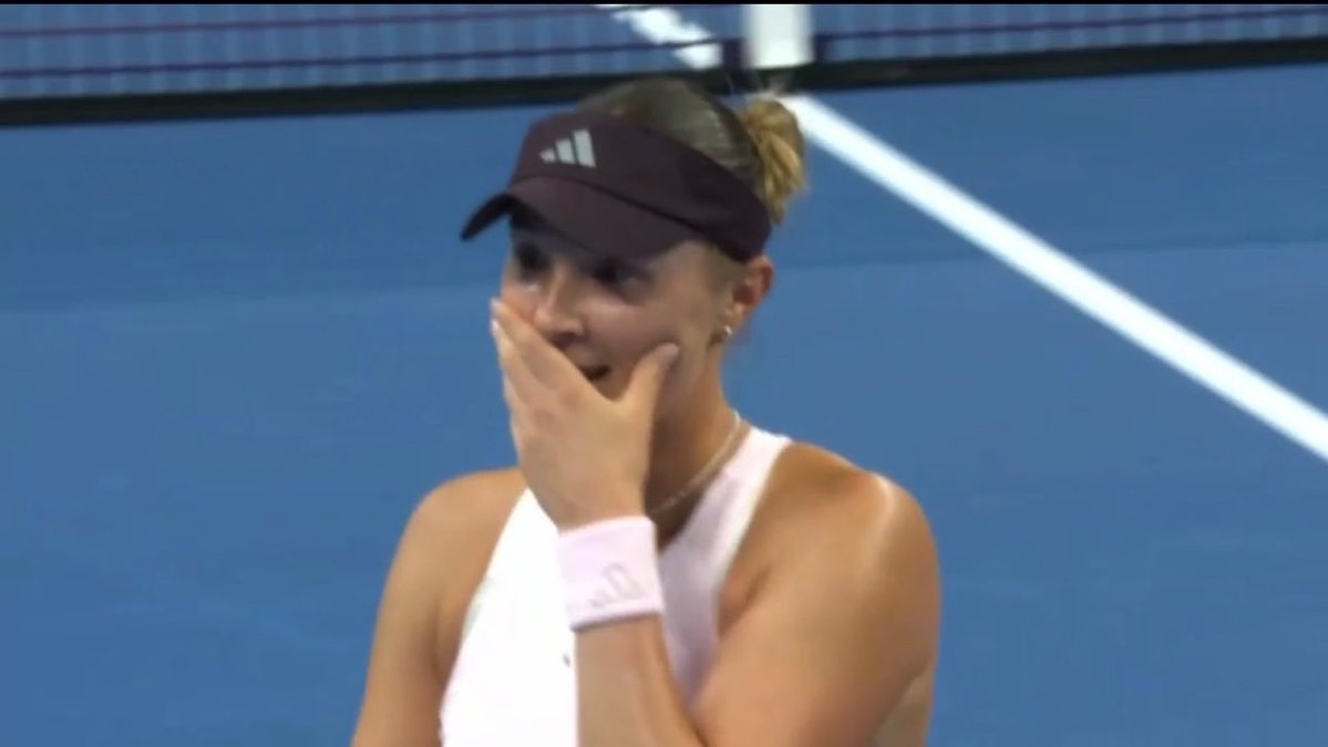 MAJOR UPSET: Alina Charaeva (World No. 118) has ousted newly minted World No. 1 Elena Rybakina! 😱 This is Charaeva’s China Open debut, while Rybakina was playing her first match since winning the US Open over Aryna Sabalenka. Charaeva came into this match with 10 career Top 100 wins, but had never beaten a Top 30 player. Her previous best win came against then-No. 31 Wang Xinyu. And now she’s taken down the World No. 1. What a way to make an entrance. 👀🔥 #ChinaOpen