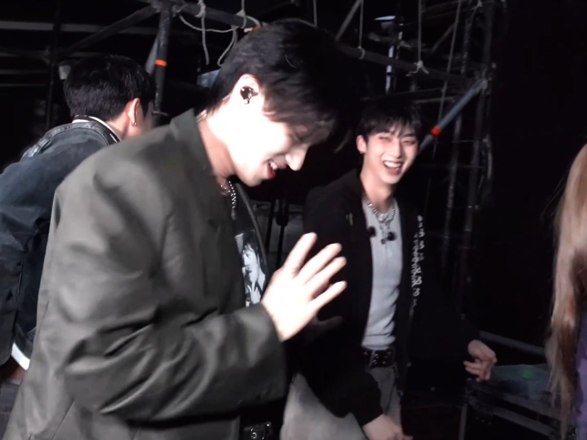 theo hearing nct 127’s regular & immediately getting hyped because he used to cover it during his trainee days 🤣 #P1Harmony #피원하모니 #테오