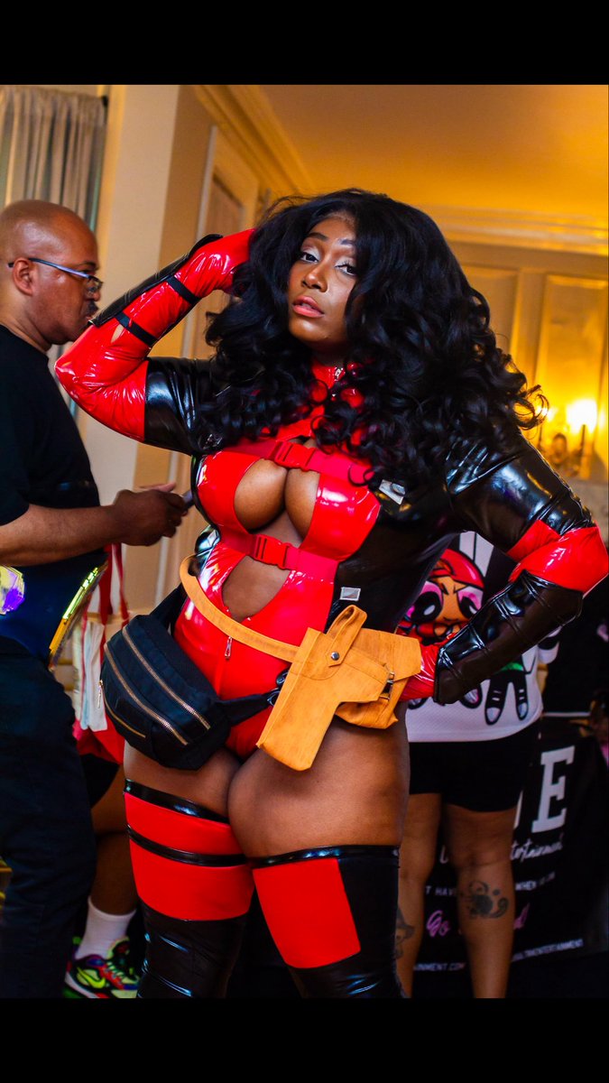 OppaiCon + Oppai Princess 🤔 kinda has a nice ring to it. Lol I’ll be a guest at the newest and hottest adult #anime convention in the DMV. OppaiCon is Oct. 24 in Oxon Hill, Maryland and all the cosplay baddies will be there🥰 hope to see you! #sexycosplay #convention #cosplayer