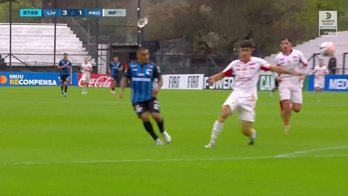 ¡DIEGO ZABALA ANOTÓ EL GOLAZO DE LA JORNADA! El jugador de Liverpool recepcionó un pase largo y definió con una genialidad para el 3-1 ante Progreso. #LigaUruguayaEnDSPORTS