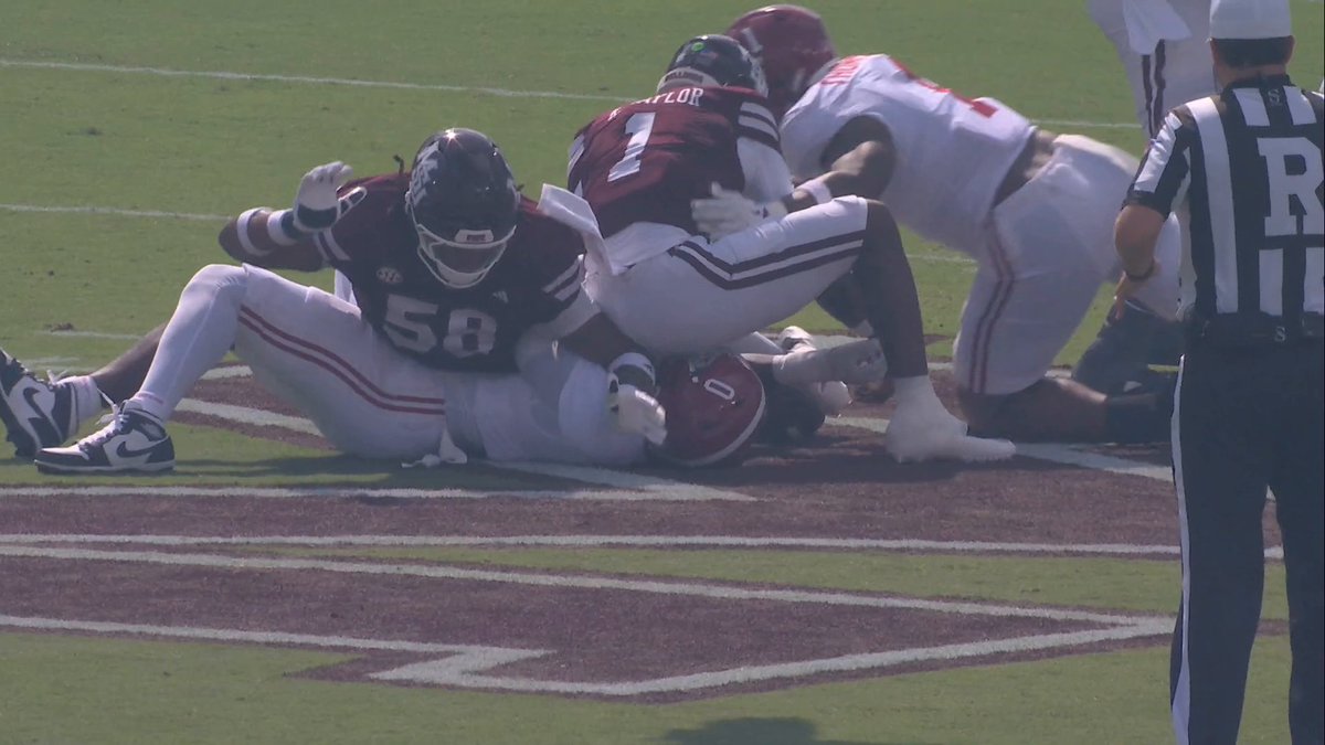 Kamario Taylor fumbles on the opening drive against Alabama 👀