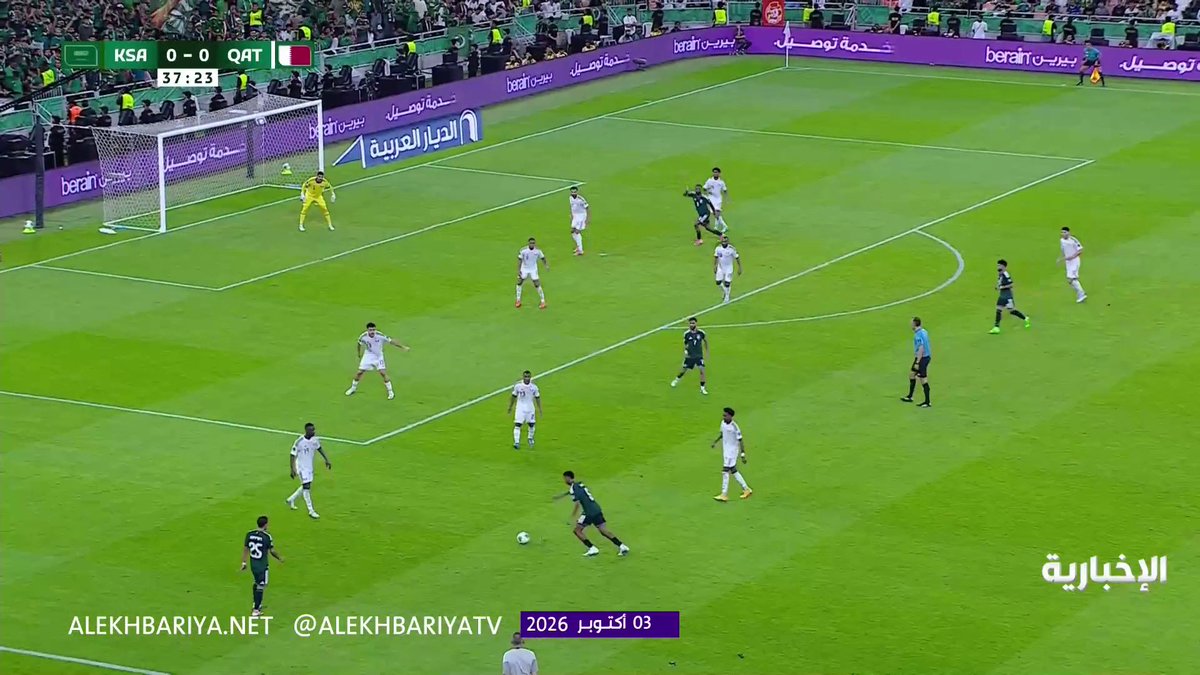 أخطر فرص الشوط الأول، سلطان مندش يسدد و حارس قطر في الموعد . 🧤