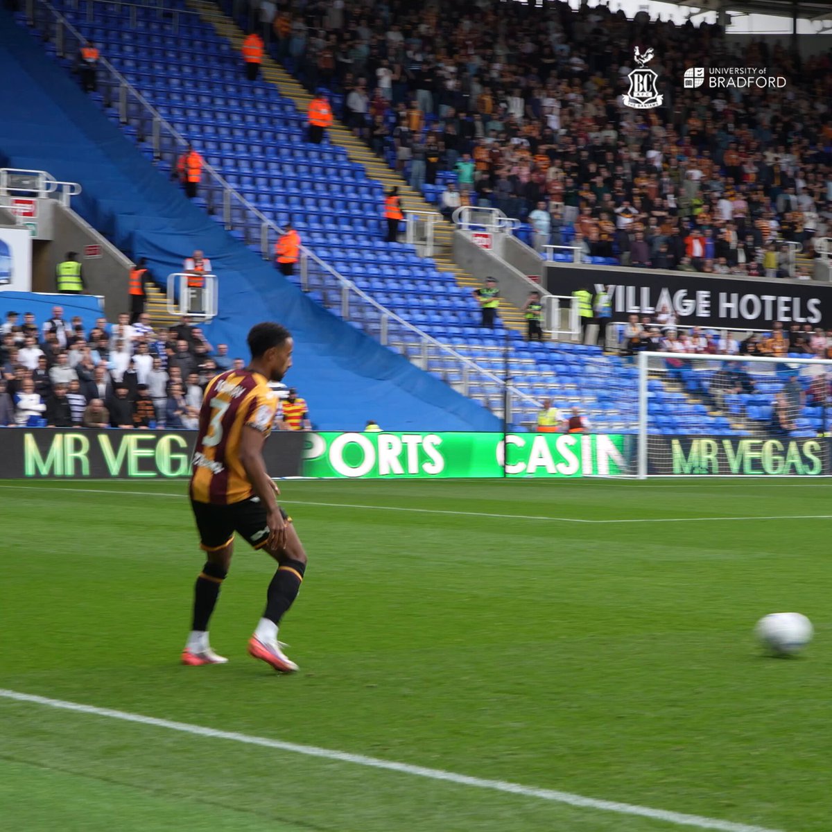 Getting off the mark in style. 😮‍💨 Some header, Bees! 🐝 #BCAFC