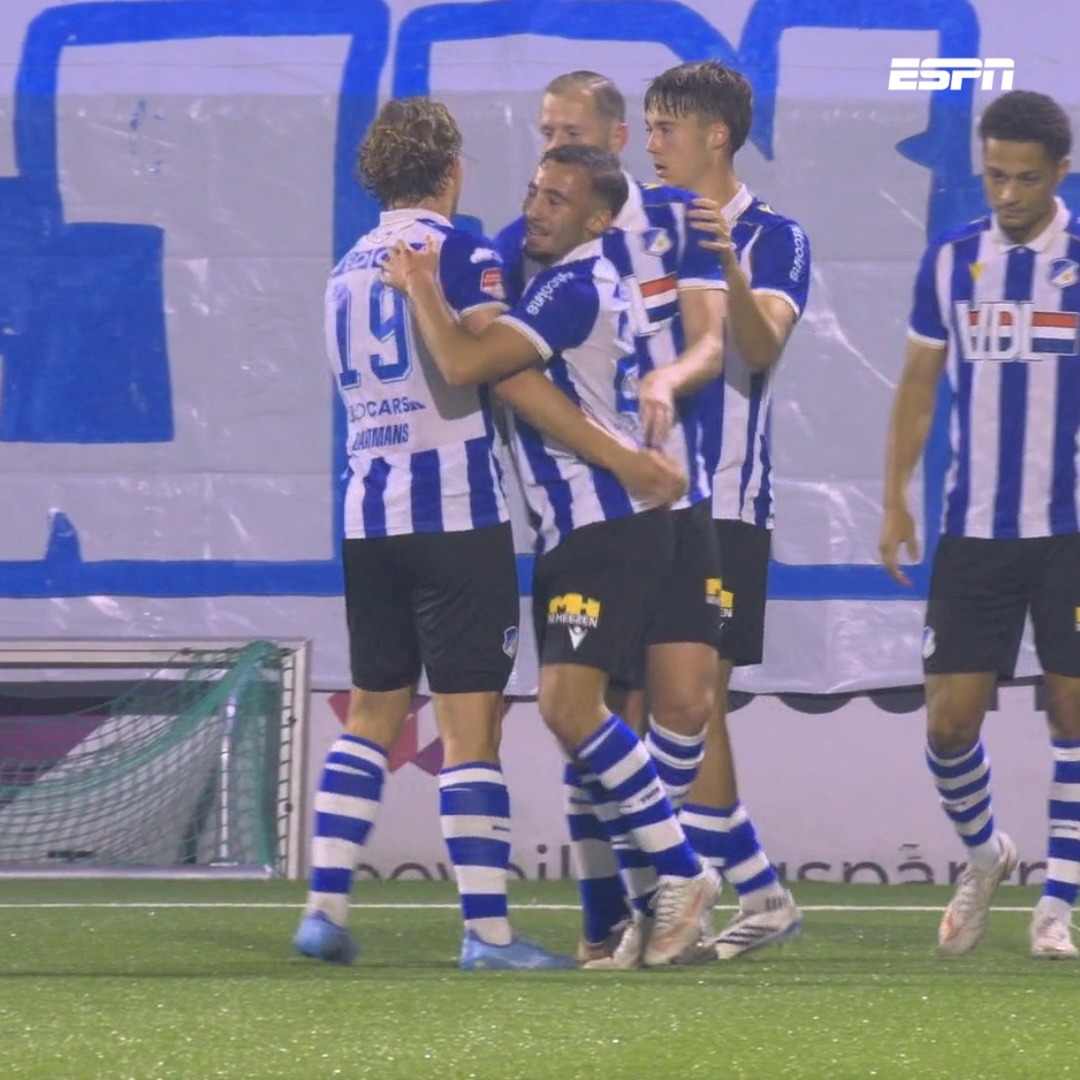 Rayan Buifrahi knalt 'm prachtig binnen voor FC Eindhoven! 💥 #fcegra