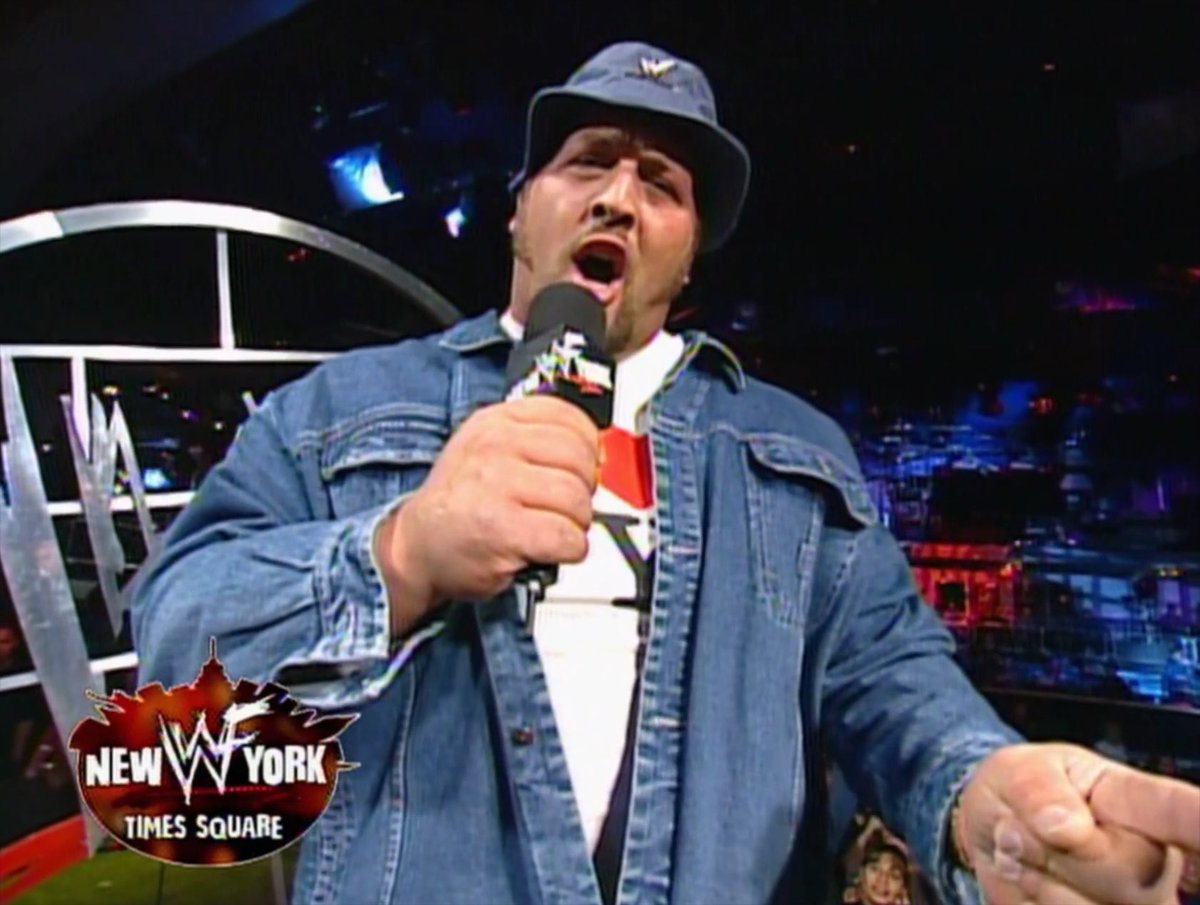 #OnThisDayInWWE 25 years (+2 days) ago on #WWERaw: That Big Show fit 🔥