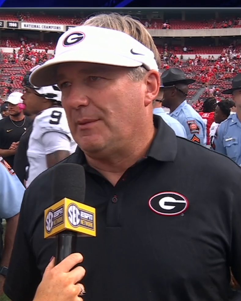"We got one of the toughest quarterbacks in the country. Smartest quarterbacks in the country." Kirby Smart gives his QB1, Gunner Stockton, his flowers 💐