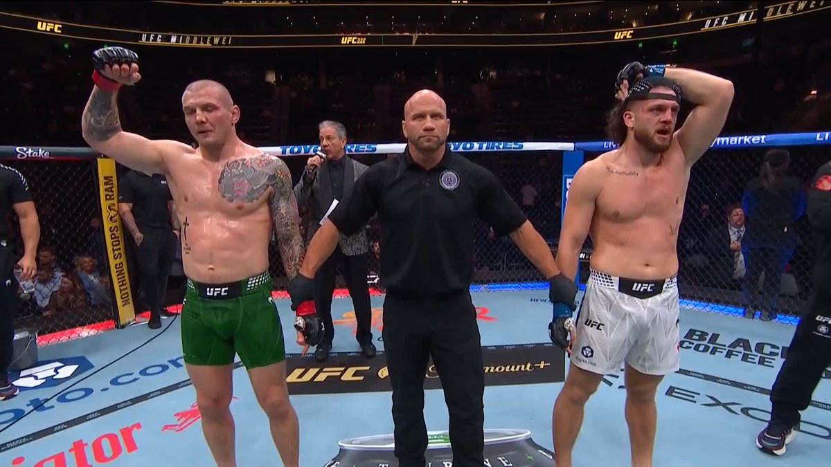 Ismail Naurdiev defeats Marvin Vettori by unanimous decision (29-28 x3) Vettori has now lost 5 fights in a row 😬 #UFC332