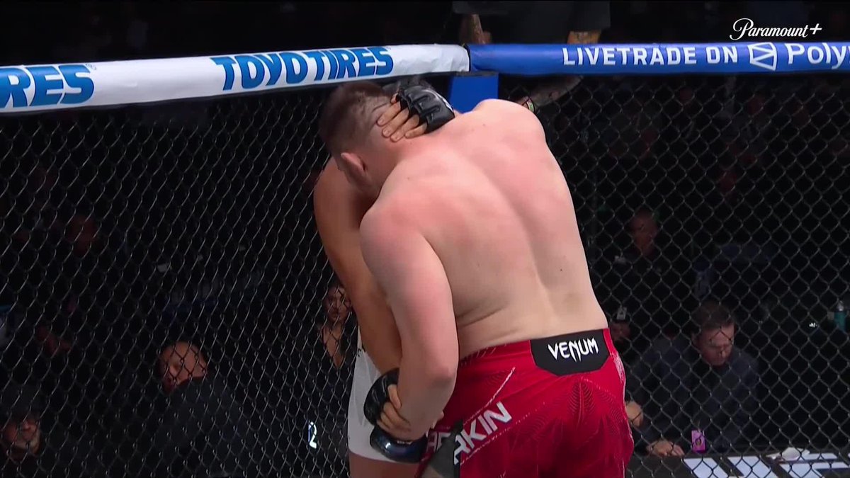 OUT. COLD. Johnny Walker makes a STATEMENT in his heavyweight debut 🔥 📺 #UFC332 on Paramount+