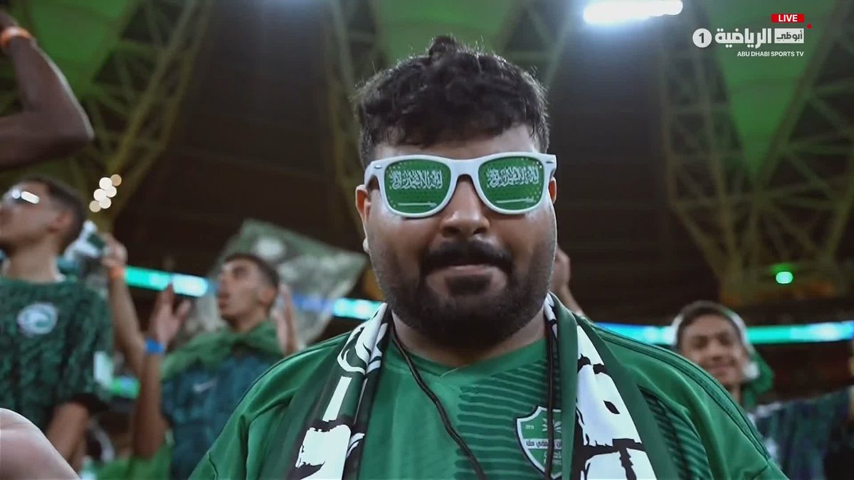 "اليوم غير في نصف نهائي كأس الخليج" 🌟 إليكم مشاهد اليوم بدور نصف النهائي في خليجي 27 🏆📽️ #الفريق_التاسع | #خليجي27