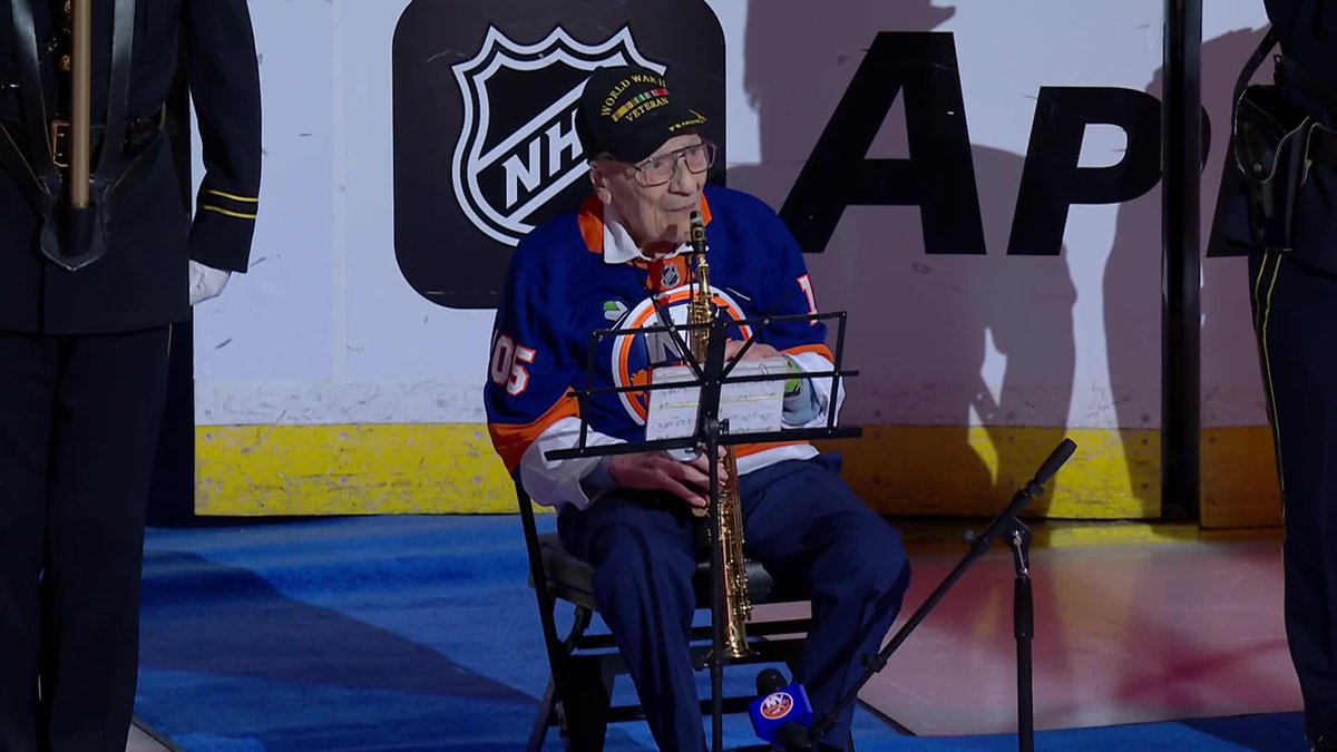 The Isles had 105(!!) year old World War II veteran Dominick Critelli play the national anthem... and he NAILED IT ❤️