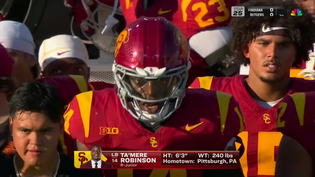 ROBINSON GETS TO THE QB 😤 Ta'Mere Robinson comes up with the sack for USC Football ✌️! Watch on NBC