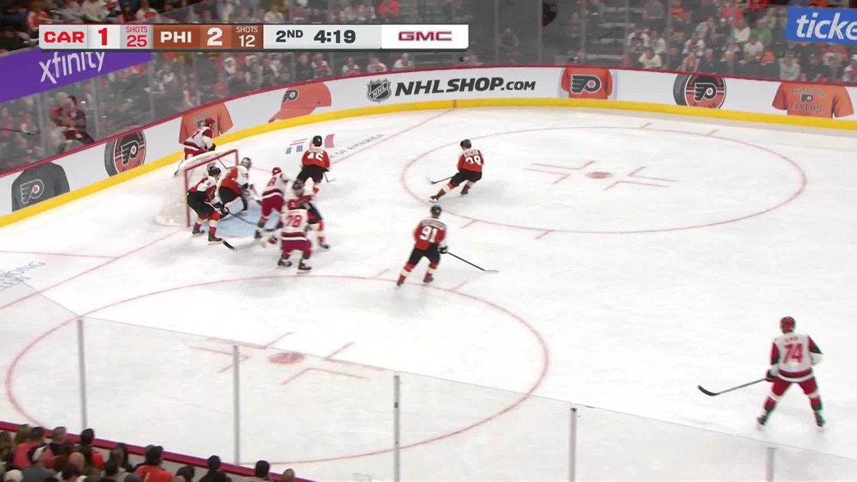 BRICK WOLL. 🧱 #CARvsPHI | #LetsGoFlyers