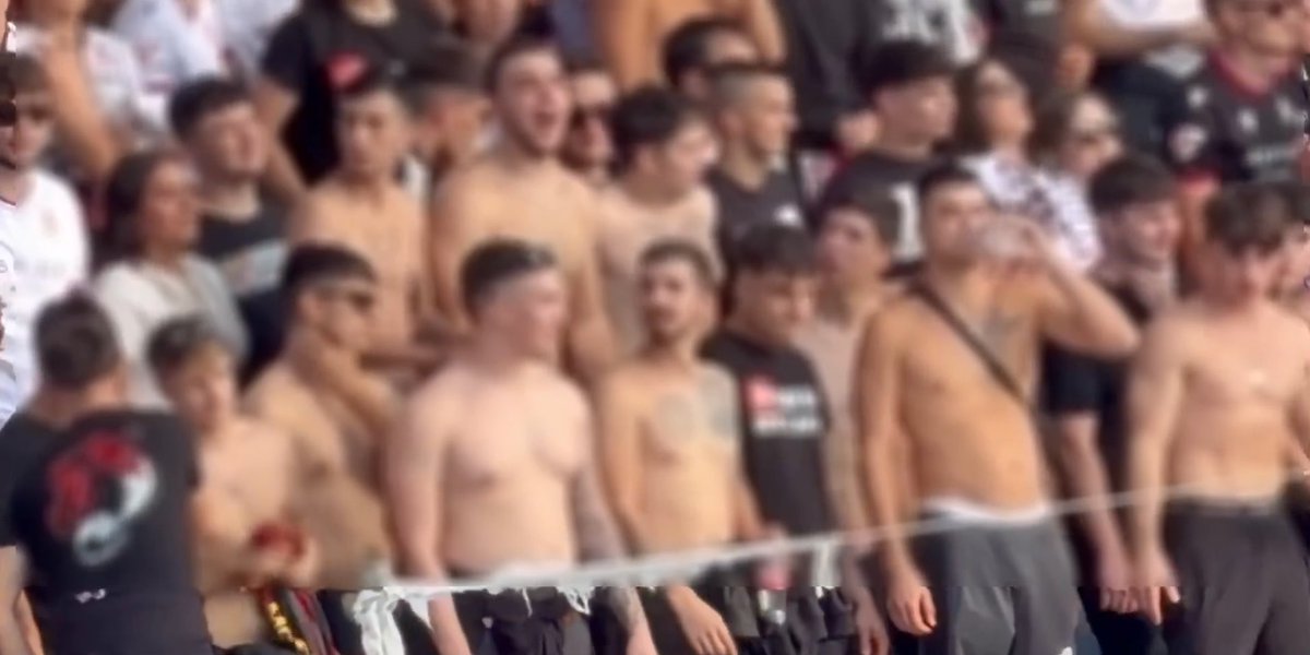 Orgullo Cazurro 𝕳🔴⚪️ presentes en Salamanca. “CEUTA, NO NOS OLVIDAMOS: 65 DIAS DESPUES EL GOBIERNO SIGUE SIN DAR RESPUESTA. NI LOS TITULARES SOBRE LA VIVIENDA NI EL SILENCIO DE LAS INSTITUCIONES TAPARÁN LO OCURRIDO” Unionistas - Cultural y Deportiva Leonesa. #PrimeraRFEF