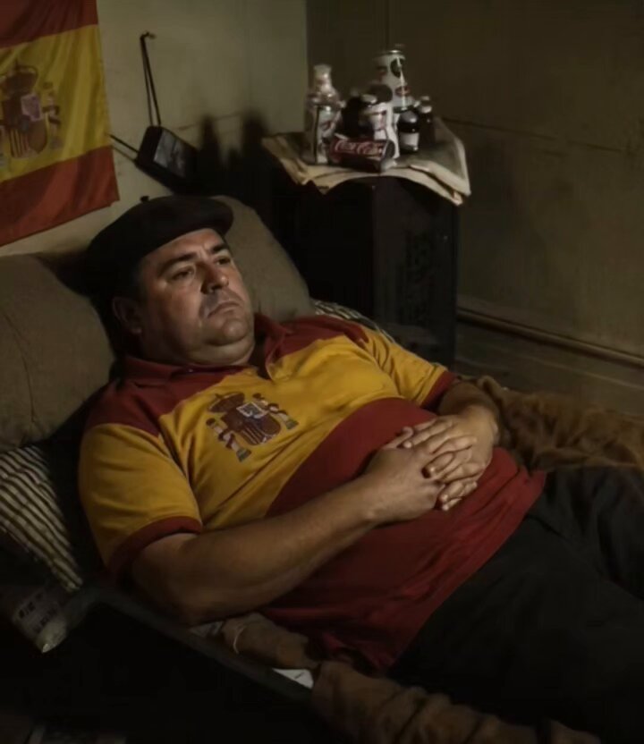Eres esto eh No cabe un subnormal más