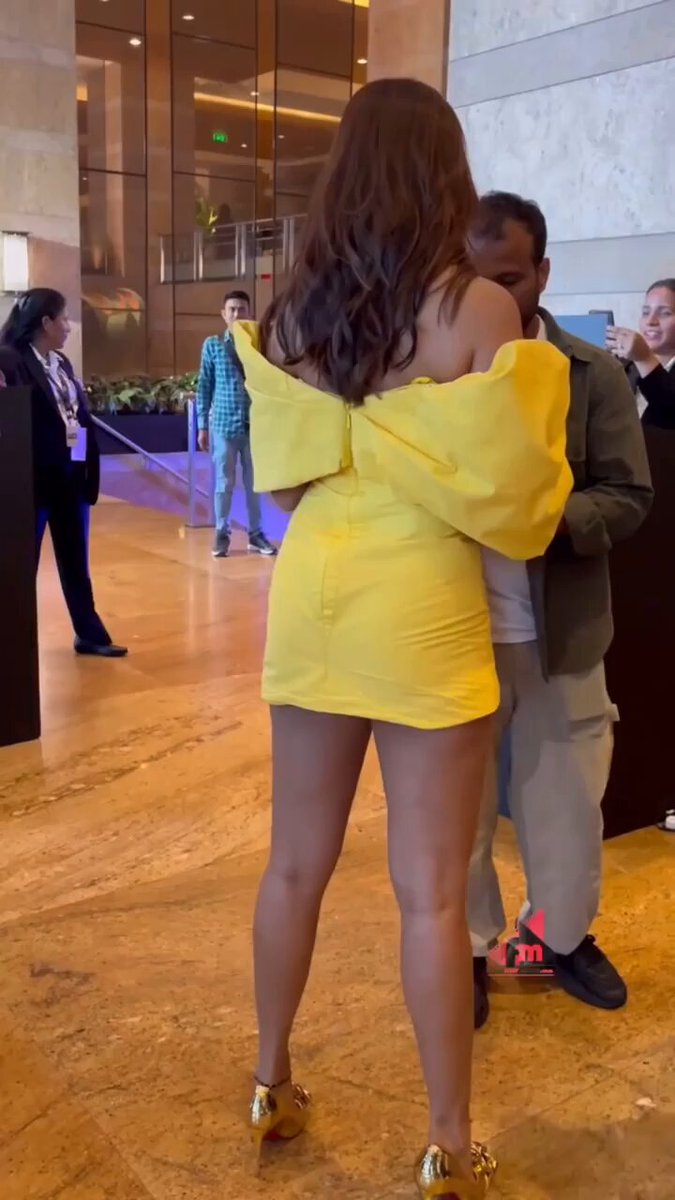 Pooja hegde 🥵