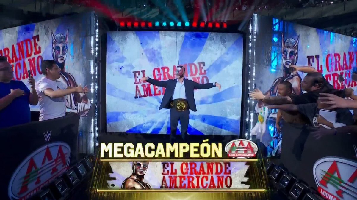 Goosebumps. 🙌 The NEW Lucha Libre AAA Worldwide Mega Champion El Grande Americano has arrived!!