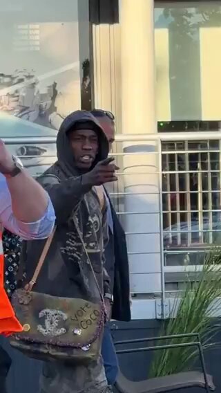 That time Travis Scott bumped into someone who used to bully him — his reaction was absolutely priceless.