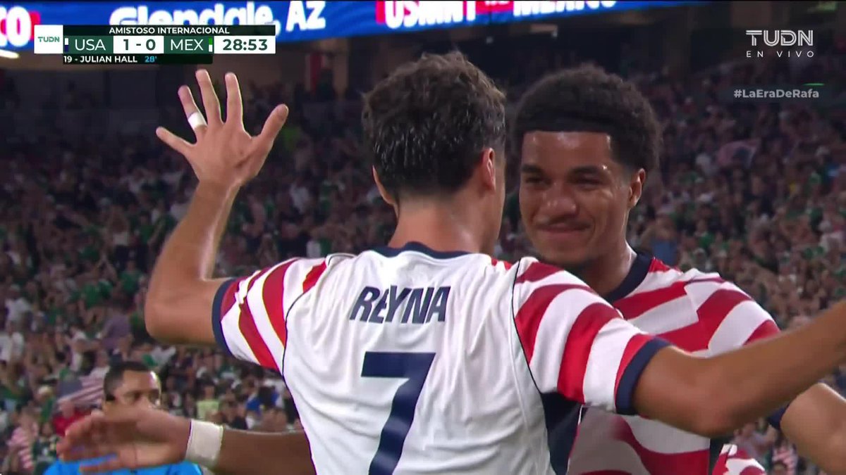 🚨 ¡LAMENTABLE ERROR DEL TALA Y GOOOL DE ESTADOS UNIDOS! 😩🇺🇸 El arquero de Chivas se equivoca y Hall pone el 1-0 ❌🫠 🇺🇸 Estados Unidos vs México 🇲🇽 #LaEraDeRafa Nueva ilusión en la casa de nuestra Selección Mexicana por Canal 5, canal disponible en @vix