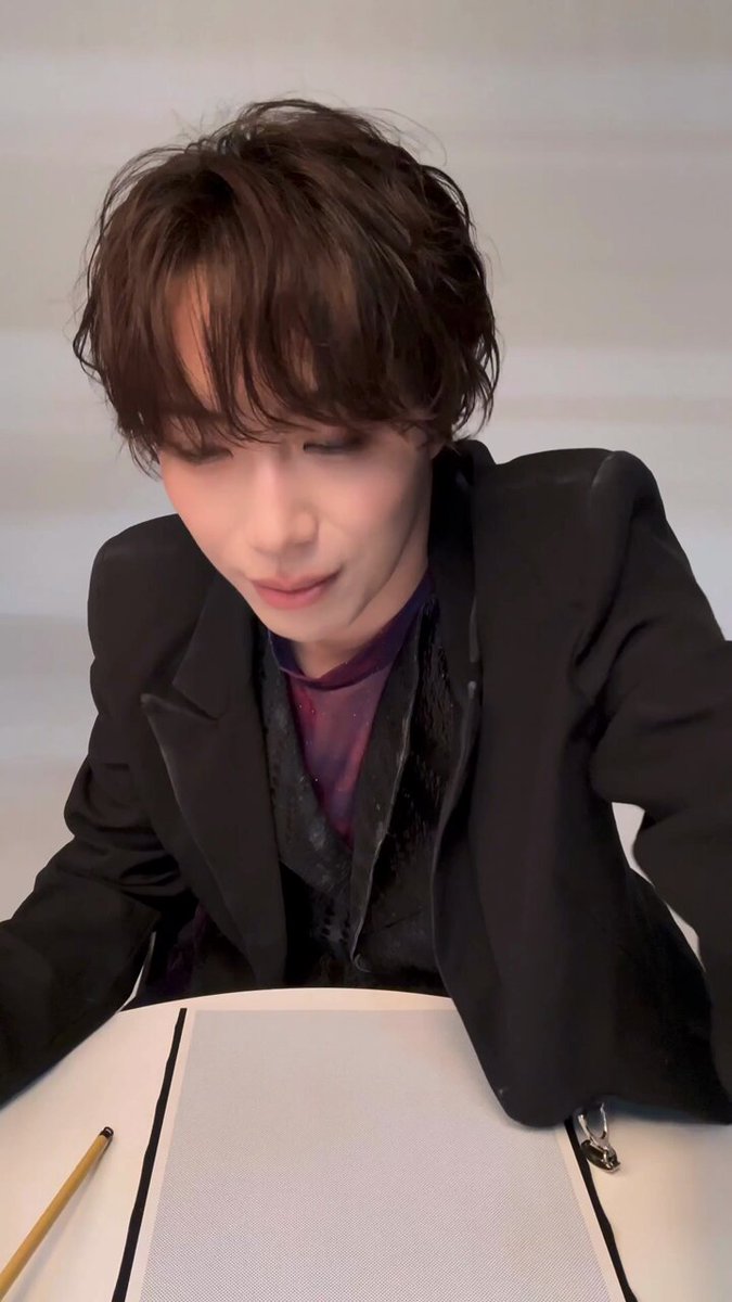 ミュージカル「HUNGER」 12/4(金)-12/26(土) 東京・大阪・名古屋にて上演 ▶︎塩田将己(SHOW-WA)さんが挑戦◀︎ 【🖌️直感で葛飾北斎のイメージを書いてみた】 💥果たしてなにを書いたのか？動画を✔︎ 🎫LEncore先行 🎫プレリクエスト先行 10/5(月)迄 #ミュージカルhunger
