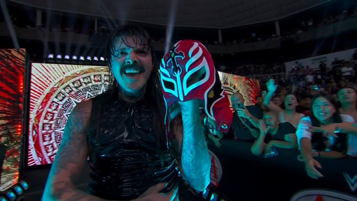 Did that just happen?!? 😡 Dominik has earned another shot at the Lucha Libre AAA Worldwide Mega Championship!