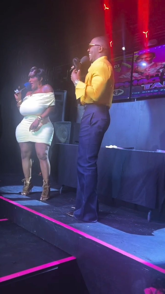 Omgggggg TAMPA‼️‼️‼️‼️‼️ WE HAD A TIME‼️‼️ Phag Tawlk LIVE was a BLAST A My Hair was cute✨ thanks Jiyah Bolden you was showing out Tomorrow we in ORLANDO tickets on sale