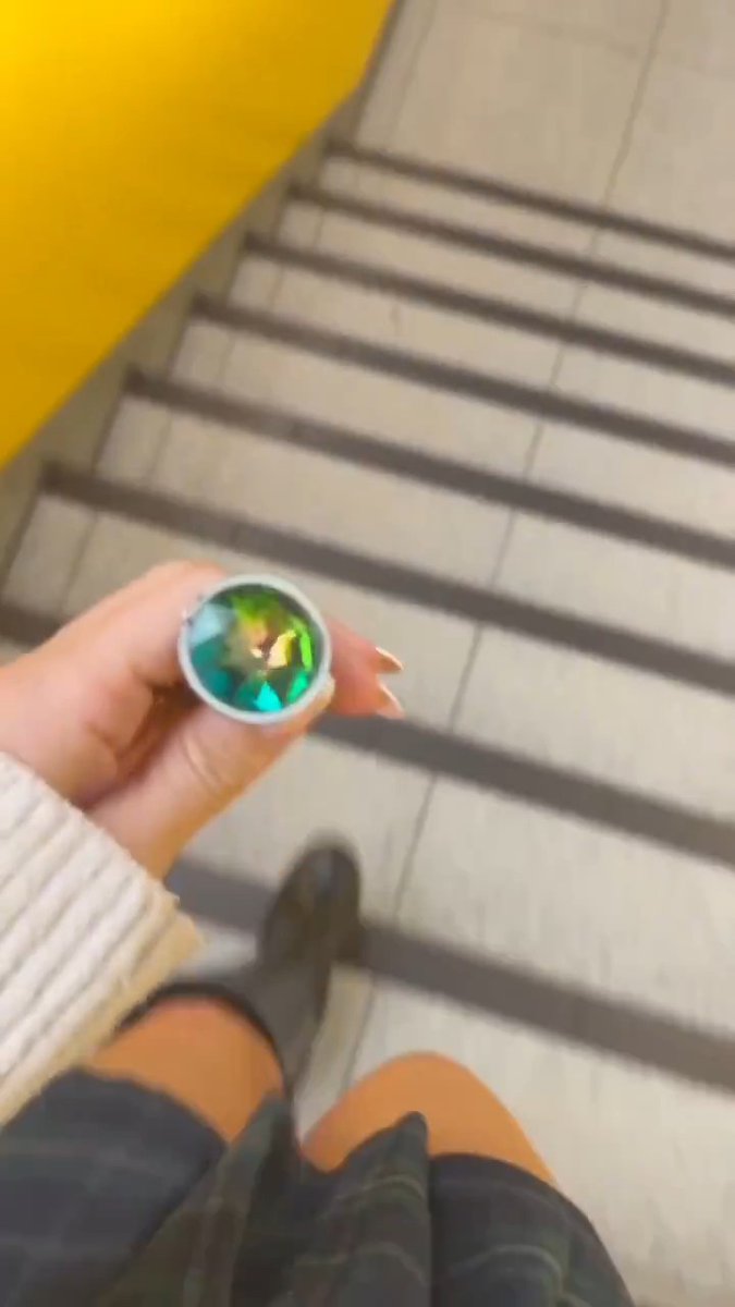 POV: I forgot to plug my hole before coming to school At lunch break me going to try my new plug gifted by my mum ๐ฉท