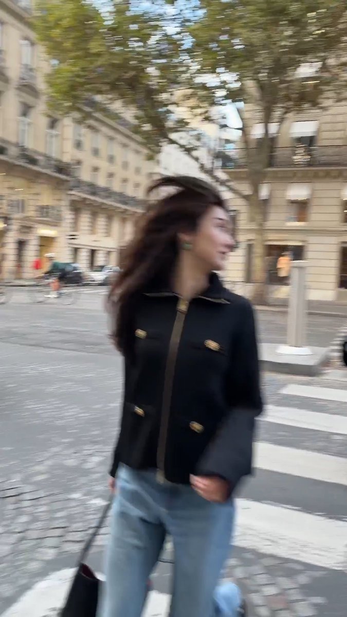 Where every street is a runway, and every moment is a statement. Bonjour, Paris. 🖤 #CHANELSpringSummer #CHANEL #PFW #CHANELSS27xLenaMiu #LalinaLena #MiuNatsha ᵖˡˢ Lalinalena🦋ภีมภคินีย์ ᵖˡˢ Natsha T🧸 CHANEL