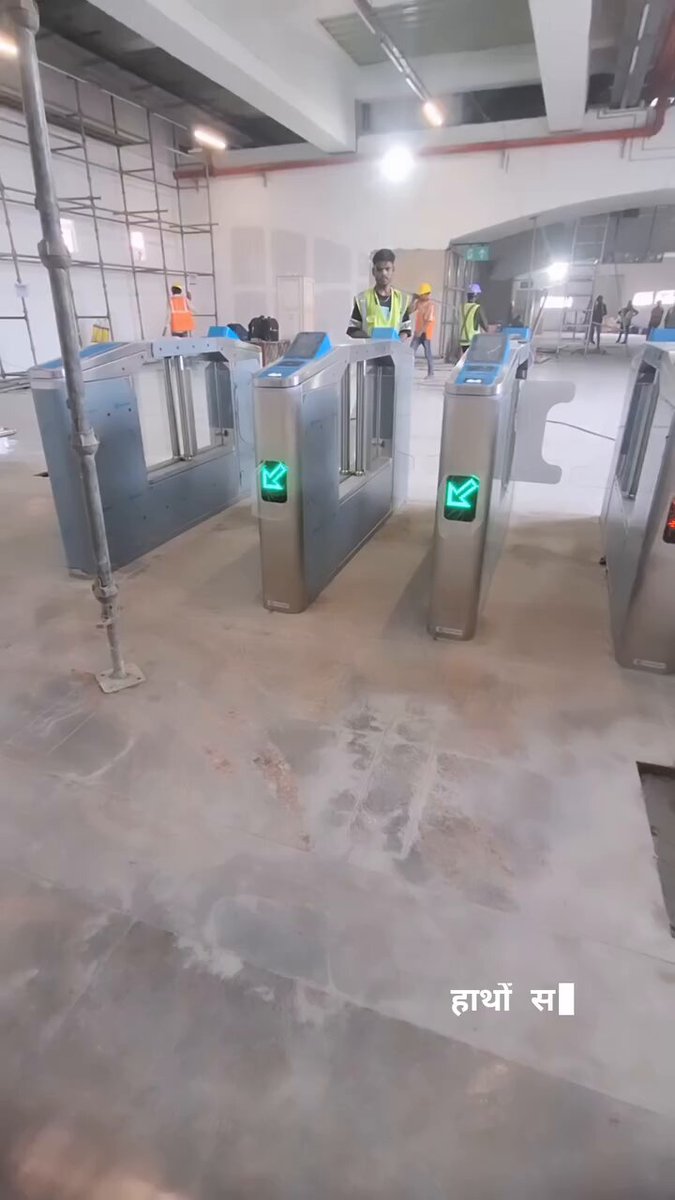 AFC gates are now being installed at Vadapalani Metro Station on Phase 2. Hopefully, CMRL finishes works soon allowing commuters to use the station directly instead of having to take the bridge!!