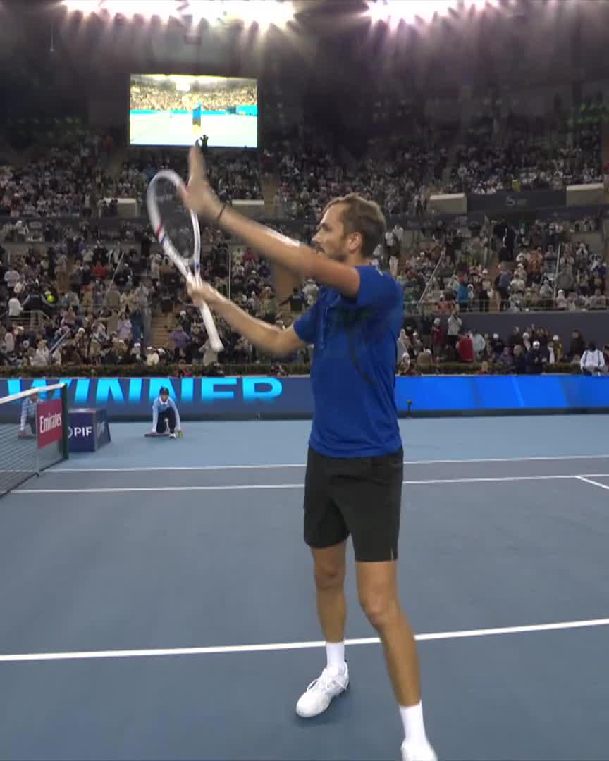 Medvedev Masterclass ⭐ The No. 3 seed beats Cerundolo 7-6 6-3 to become just the 2nd man to reach four consecutive Beijing semi-finals (Djokovic 2012-15)! #ChinaOpen