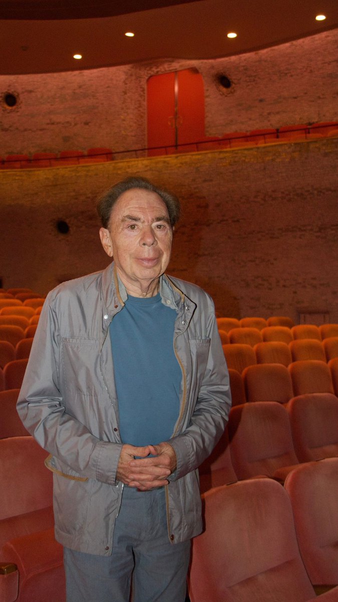 Back to where Japan’s Phantom story began… 🌹 Andrew recently returned to Tokyo’s Nissay Theatre, where The Phantom of the Opera first opened in Japan in 1988. As the 40th celebrations begin, we’re looking back at Phantom’s journey around the world. #Phantom40