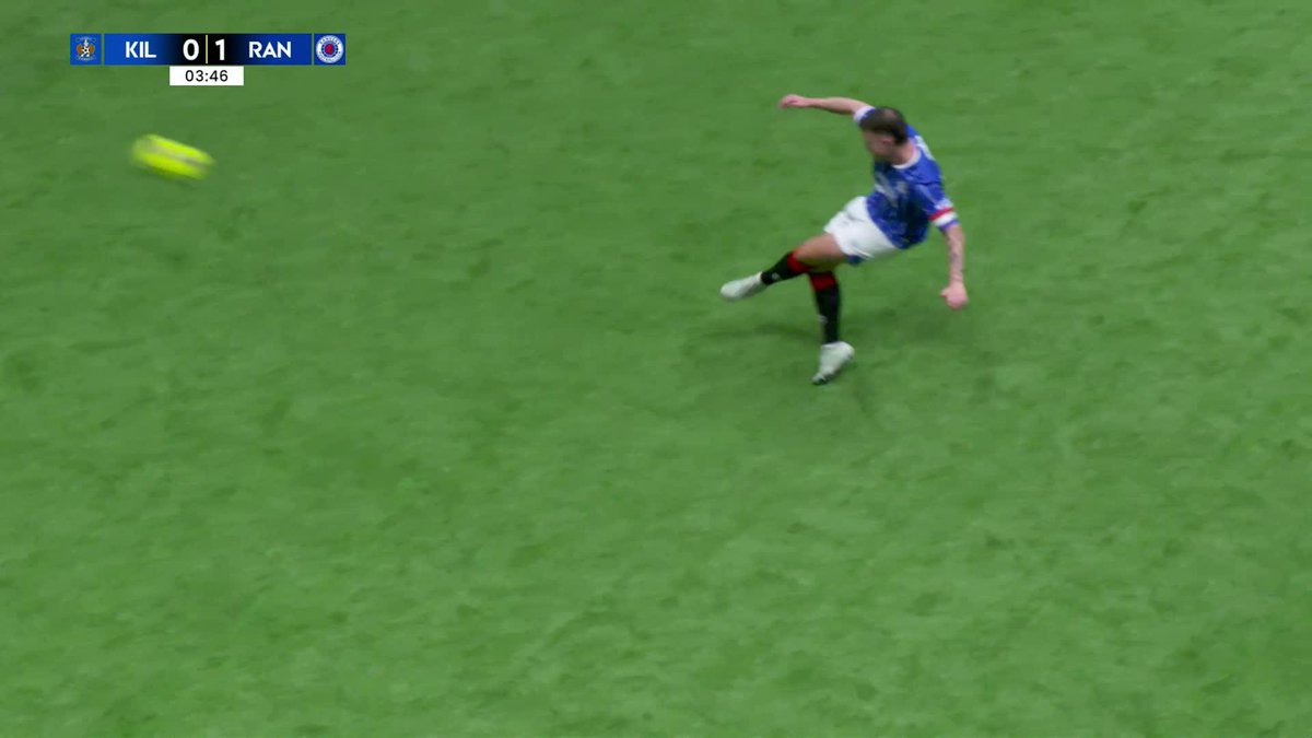 Top corner from Andy Halliday! 🎯 What an effort to give Rangers Football Club the lead 🔵👏 SPFL