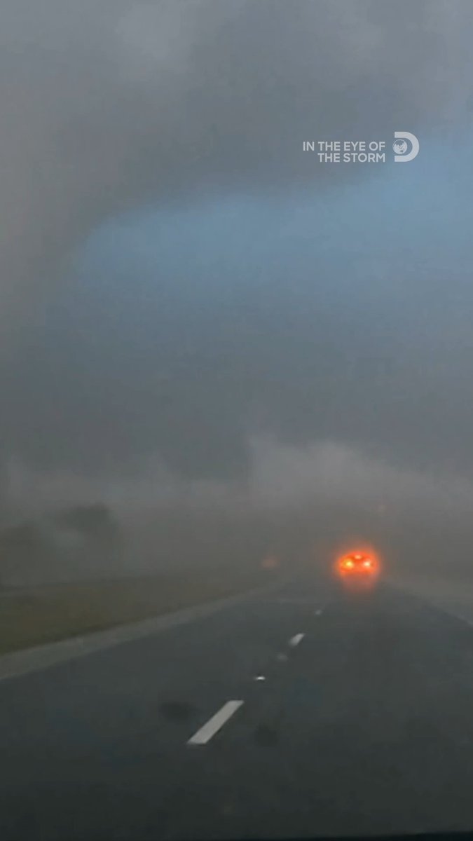 You never know what's coming when you're in the path of a storm 🌪️ New #IntheEyeoftheStorm Tonight at 10P.