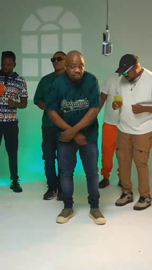 Heavy K x Professor "isikoqokoqo" out now