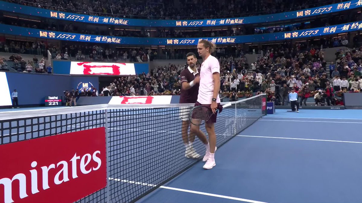 🇷🇸 ¡QUÉ PARTIDO SE QUEDÓ DJOKOVIC! En tres sets, Nole mostró de qué está hecho y se metió en las semifinales de #Beijing. ¡Se estira el récord! 📺 Mirá #Beijing por ESPN en el Plan Premiun de Disney Plus.