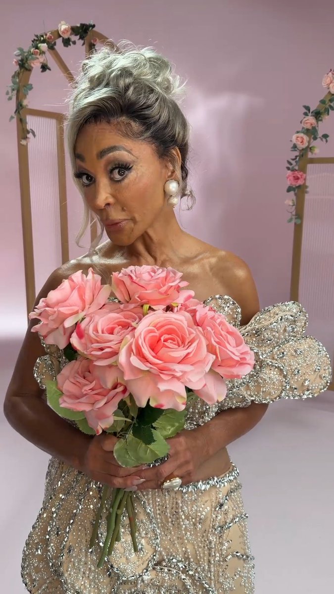 Florals? For fall? Fabulous. #RHOP premieres October 11th🌷