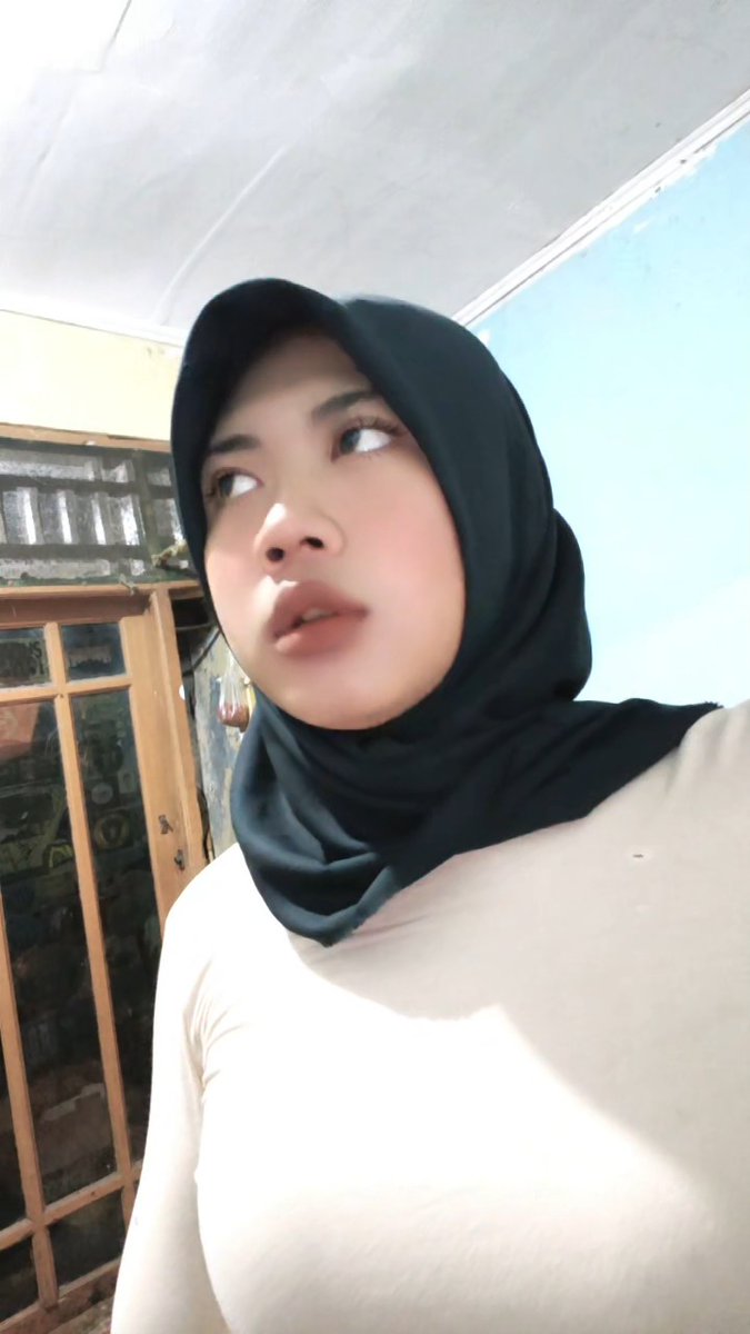 cari cowok yang siap dengerin curhat setiap saat ada?☝🤓 #cder #crossdressing #femboy #cding