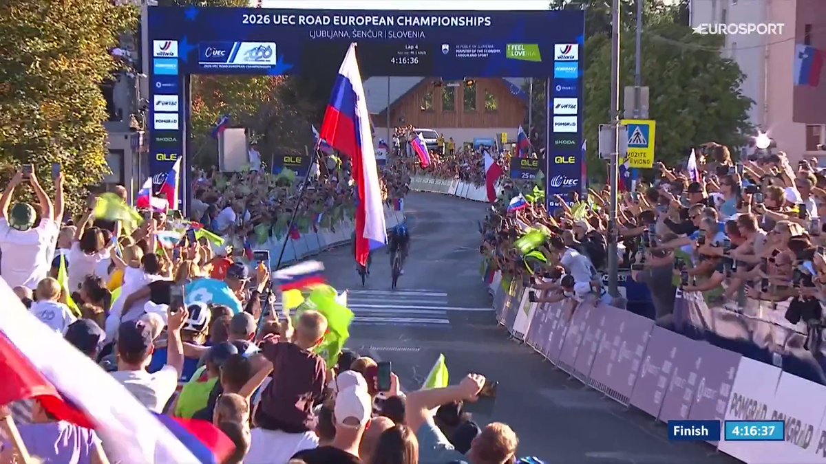 🚴🇪🇺 | Wie wordt Europees kampioen? Het valt na een spannende sprint amper te zeggen, maar Ciccone valt stil en de jump van Evenepoel komt precies op tijd! 🙌🇧🇪 #EuroRoad26 Koers 👀 HBO Max