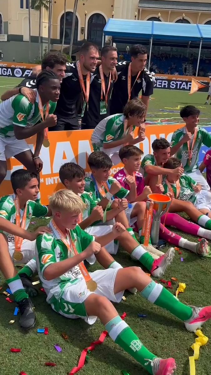 Real Betis are LALIGAFCFUTURES champs 💚👏