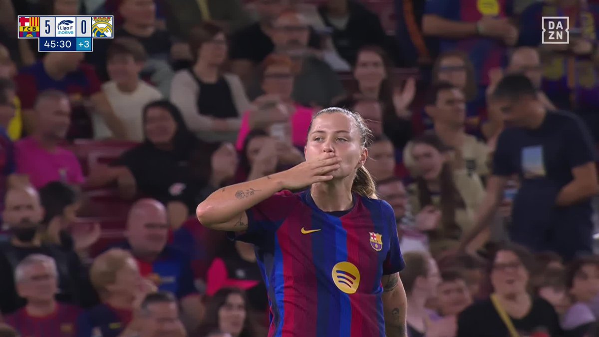 SI QUIERE UNA GOLEADORA DIVINA, LLÉVESE A CLAUDIA PINA 🔥 #LigaFenDAZN ⚽