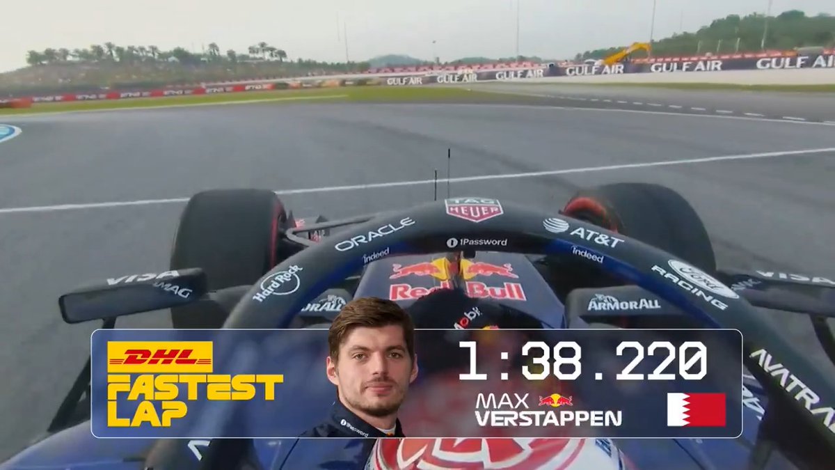 Fastest lap on the last lap 😮💨 Just Max things... All the details 👉 #F1 #BahrainGP DHL_Motorsports