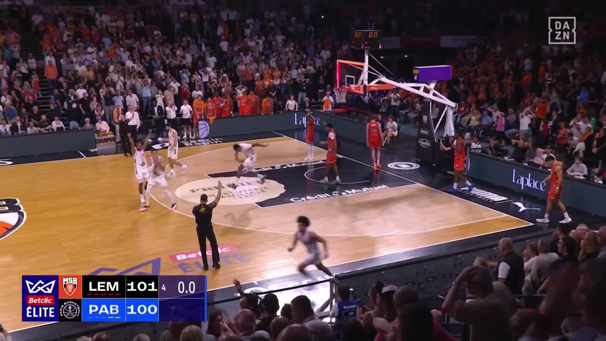 😱 | La CLIM installée par Nadir Hifi ! 🥶💥 #BetclicÉlite Suivez la rencontre en direct gratuitement sur DAZN 📲