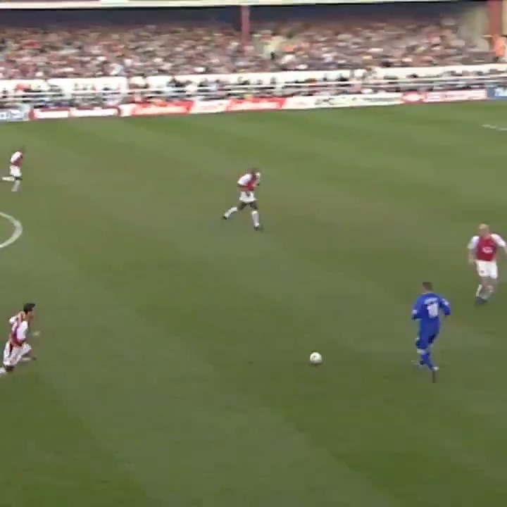 Young Wayne Rooney scoring at @ Highbury...