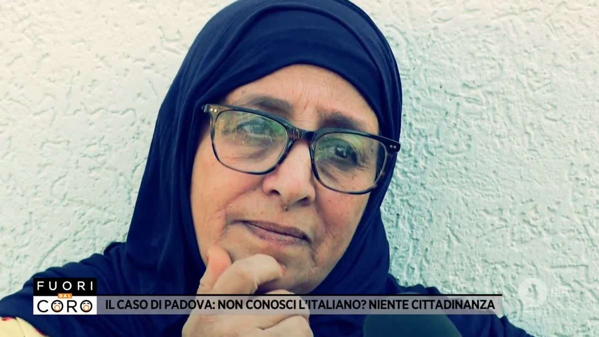 Abbiamo incontrato Rachida, l'immigrata marocchina a cui il sindaco di Cadoneghe (PD) ha negato la cittadinanza italiana in quanto la donna non parla italiano. Il servizio completo di Cristina Autore a #Fuoridalcoro è su Mediaset Infinity